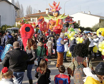 PREGANZIOL CARNEVALE IN PIAZZA festa di carnevale