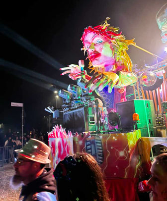 CARNEVALE A QUARTO D'ALTINO carri mascherati