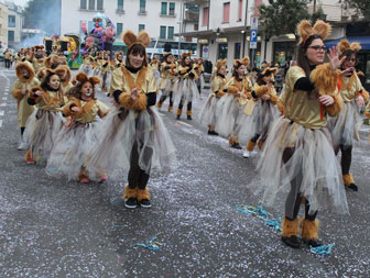 CARNEVALE TREVISO SANT'ANGELO corteo mascherato