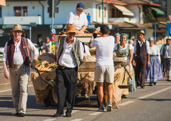 TREVIGNANO PALIO sfilata storica