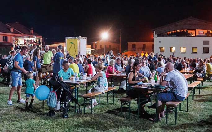 casale sul sile conscio sagra dei peri giardino estivo