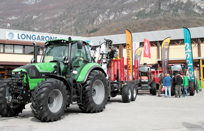 LONGARONE FIERA AGRIMONT MACCHINE PER L'AGRICOLTURA
