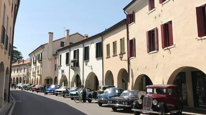 ODERZO MOTORI IN CITTA' EXPO AUTO MOTO auto storiche