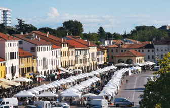 CASTELFRANCO VENETO ARTIGIANATO IN CENTRO MOSTRA MERCATO ARTIGIANATO espositori