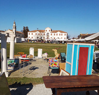 BADOERE MERCATINO DELL'ANTIQUARIATO COAE USATE
