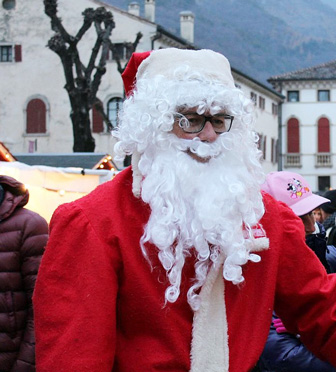 Mercatini di Natale a Cison di Valmarino babbo natale